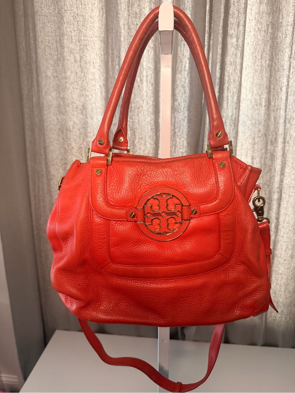 Tory Burch Red Leather Shoulder Bag with Logo Medallion